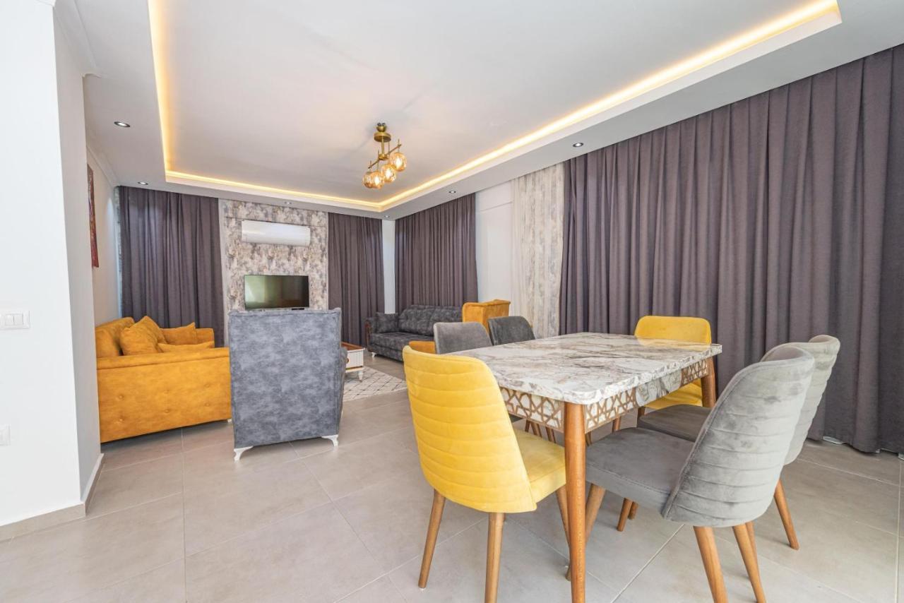 4 Bedroom Holiday Villa In Hisaroenue Oeluedeniz- Gold Rose Fethiye Kültér fotó