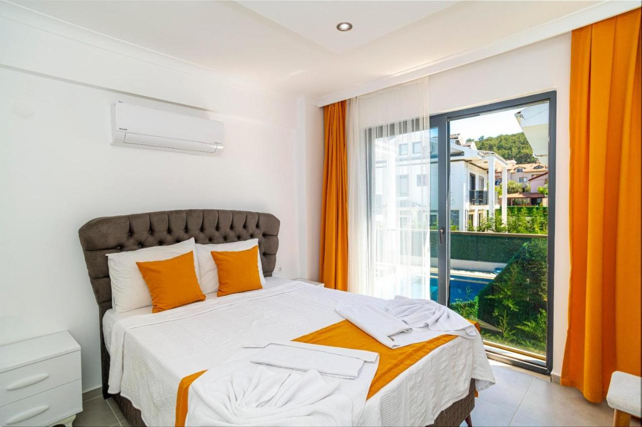 4 Bedroom Holiday Villa In Hisaroenue Oeluedeniz- Gold Rose Fethiye Kültér fotó