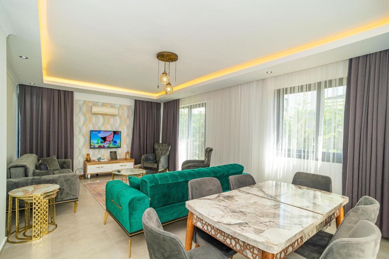 4 Bedroom Holiday Villa In Hisaroenue Oeluedeniz- Gold Rose Fethiye Kültér fotó